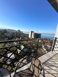 green hose 99 One- Bedroom Apartment - Batumi - 2