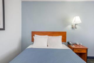 Days Inn by Wyndham Las Vegas - Las Vegas - 6