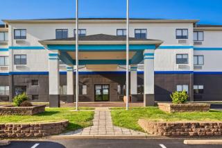 Days Inn by Wyndham Collinsville St Louis - Collinsville - 7