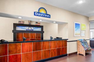 Days Inn by Wyndham Collinsville St Louis - Collinsville - 3
