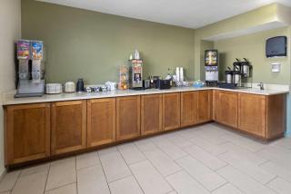 Super 8 by Wyndham Richmond Midlothian Turnpike - Midlothian - 0