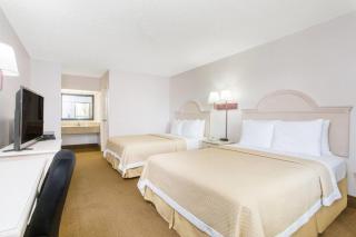 Days Inn & Suites by Wyndham Navarre - near Beaches Hurlburt - Navarre - 7