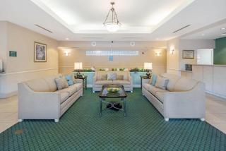 La Quinta Inn and Suites Fort Myers I-75 - Fort Myers - 4