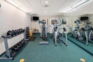La Quinta Inn and Suites Fort Myers I-75 - Fort Myers - 3