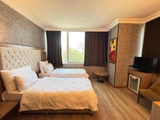 Lounge Hotel - Tuzla - 9