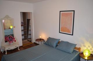 Lovely 1BR Apartment 5min of walk from city center - Bar - 3