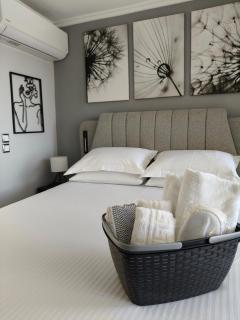 JACUZZI penthouse - King's view - Artemida - 8