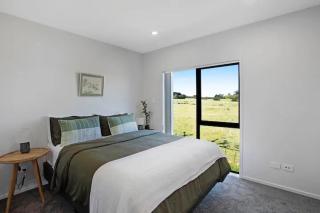 Modern Townhouse - Close to Airport, direct views of Mangere Mountain and Ambury Farm - Auckland - 3