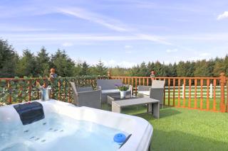 JOIVY Greenknowes Cottage with Hot Tub & Fireplace - Kelty - 9