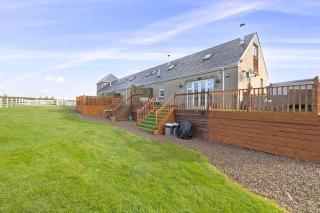 JOIVY Greenknowes Cottage with Hot Tub & Fireplace - Kelty - 8