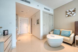 Beachfront Studio Right by Nakheel Mall - Dubai - 6