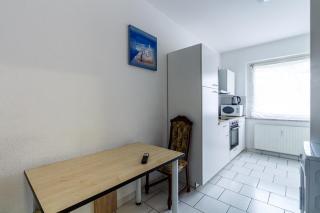 PL, ENG, DE - Preiswerte & Vollmöblierte 3-Zimmer-Wohnung für Handwerker, 5 einzelne Betten, Zuhause auf Zeit! - Lipsia - 3