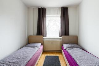 PL, ENG, DE - Preiswerte & Vollmöblierte 3-Zimmer-Wohnung für Handwerker, 5 einzelne Betten, Zuhause auf Zeit! - Lipsia - 0
