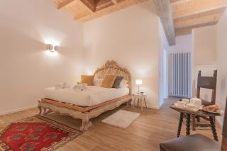 Luxury Apartments in Villa Cardinal Ciceri by Rent All Como - San Fermo della Battaglia - 9
