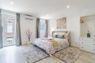 HostWise - Modern & Bright Studio - Porto - 0