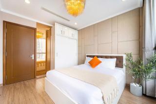 Landmark Plus - Vinhomes Central Park - 1