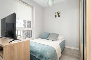 Cozy Studio Kościelna 17 in Poznań with Balcony - Poznań - 0