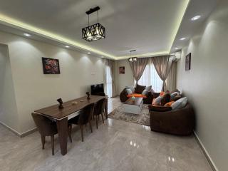 CK. 209 . Spacious 2BR Apt. 2 BA Gated Community - Sheikh Zayed - 3