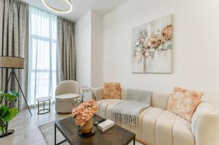 Stylish 1BR in JVC with Pool & Nearby Parks - Dubái - 0