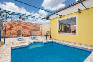Holiday Home Carevic - Velika Cista - 0