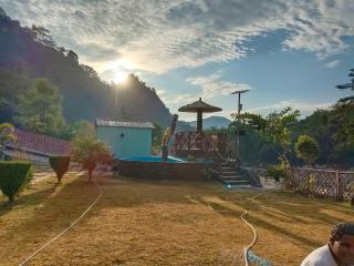 Pebble street resort - 8