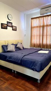 ESSENCE Home - 0