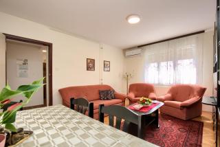 Apartman Gordana with balcony and parking - 4