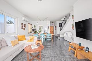 Lagoon Blue Beach House by Nomads - Kato Yialia - 9