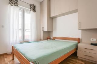 Nest - Kravlja - 3