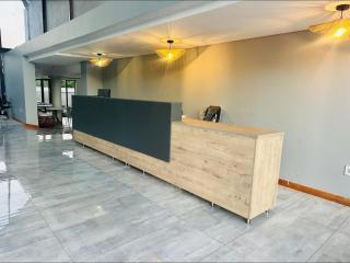 The Legacy Hotel And Spa - Vosburg - 3