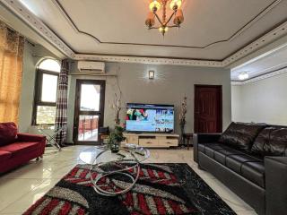 Chris Complex Executive Stays -Luxury Furnished Apartments and Guesthouses In Yaounde - Yaoundé - 0