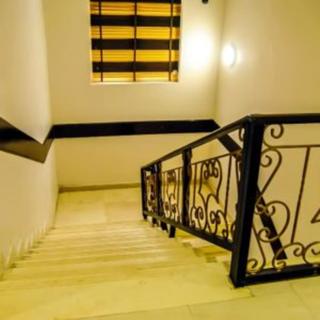 Royal Jatoz Hotel and Suites - Lagos - 1