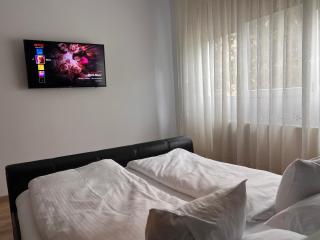 Xili's Relax and Chill Apartment, Netflix, Peaceful Location in Brasov - Braşov - 8