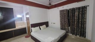 Hotel O Premier Park - Jāmb - 8