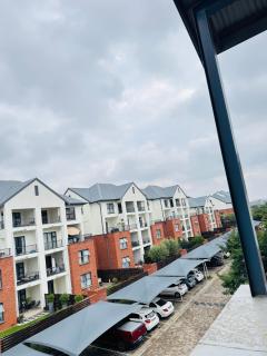 JMM Investments 2 Bedroom Apartment - Antwerp - 9