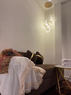 Cozy 1 BHK Condo with amenities - Neu-Delhi - 0