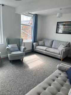 Seaside Stay- Heart of Cowes - - 9
