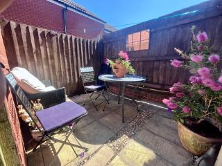 Entire Two Bed Coach House Super King Beds Turn into singles - Countess Wear - 6