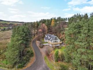 Stunning 4 bed rural retreat in Aberlour - 0
