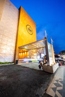 Stark Boutique Hotel and Spa - Kuta - 8