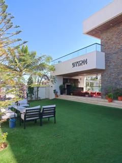 G R A N D C H A L E T - 2