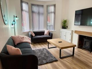 2 Bedroom Central Garden Apartment Free parking - Cardiff - 7