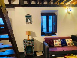 Charming apartment with Alhambra view - 8