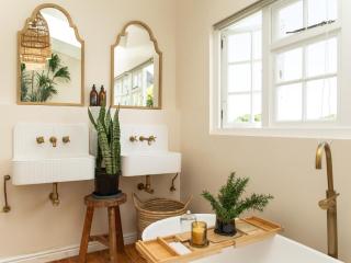 Little Villa by Ideas Cartel - Hermanus - 9