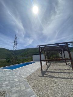 Twins Land - Mostar - 2