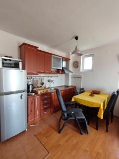 MiNa Apartments - Petrovac - 2