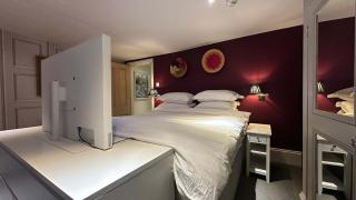 Thomas Kemp Suite - Brighton & Hove - 1