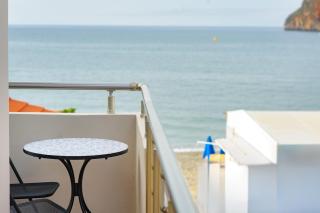 Stavros Beachfront Suites - Nea Kydonia - 3