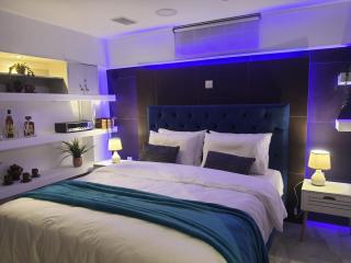 Zeus Luxury Apartment - 7
