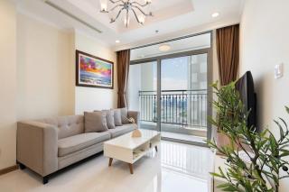 Elara Landmark Apartment - 3